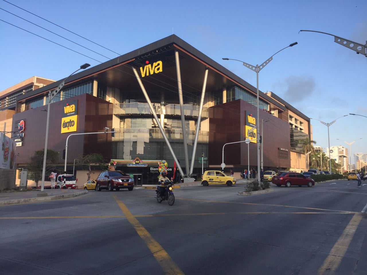 CC-Viva-Barranquilla-Plano-General-Exterior-min Contacto